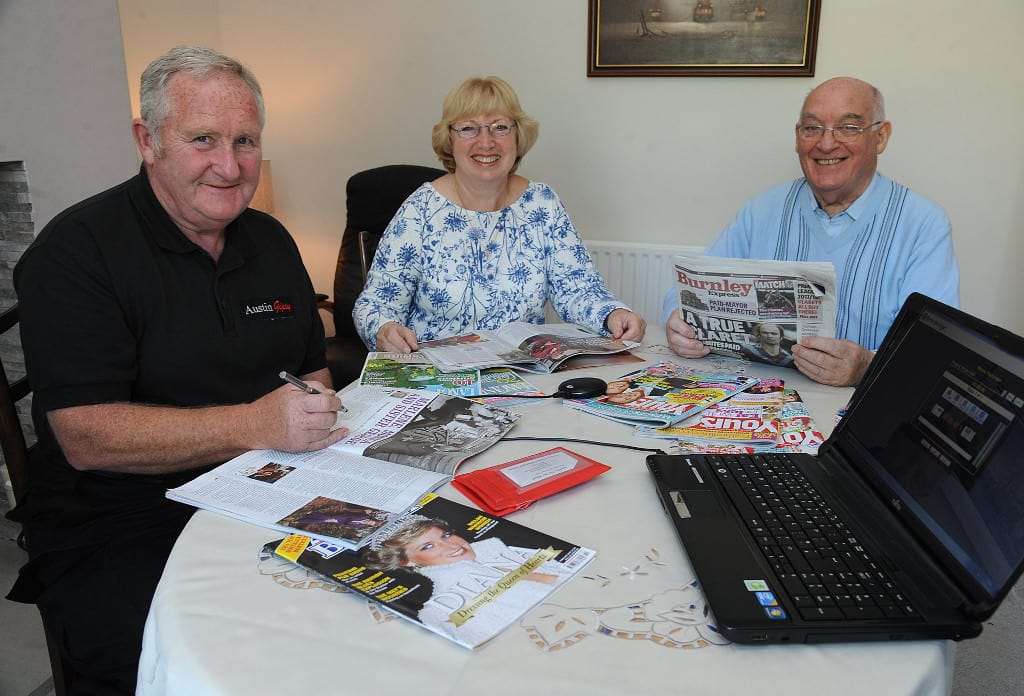 Burnley Talking Newspaper gets welcome boost from Local Freemasons