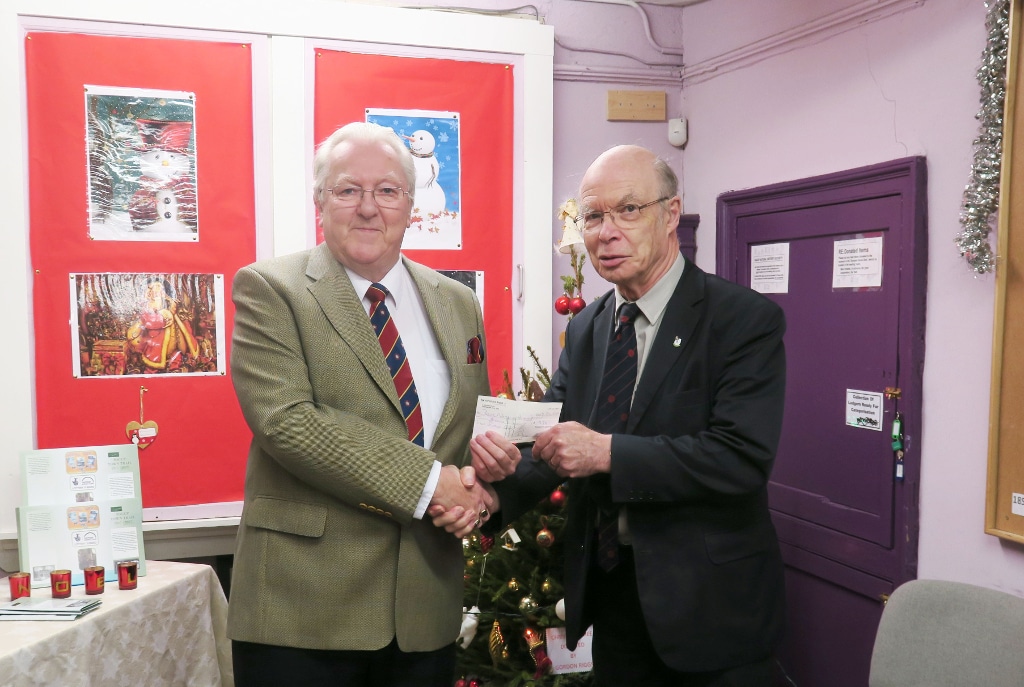 Freemasons Cheque in with Bacup Nat