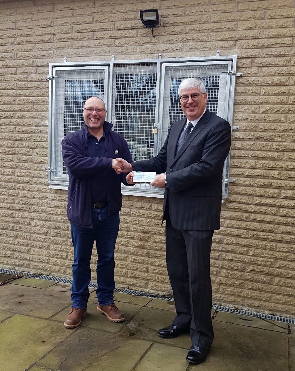 Burnley and Pendle District Freemasons help Burnley’s Oldest Youth Charity.