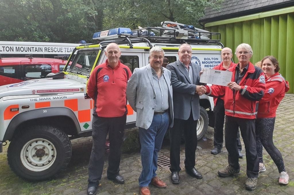 Bolton Mountain Rescue keeping toasty after £1,000 grant from East Lancashire Freemasons
